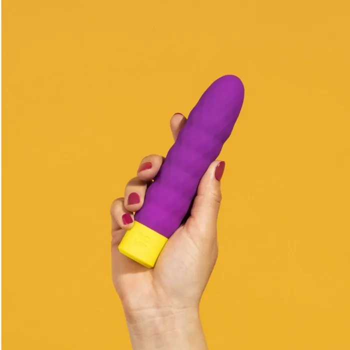 FRISKY BUSINESS SG Female Sex Toys Romp Beat Ribbed Classic Vibrator